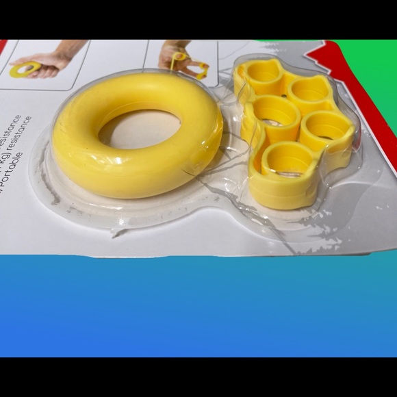 Climb Hand Strengtheners Set, Yellow, New in Package - Picture 2 of 5